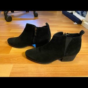 Blondo Waterproof Suede Bootie